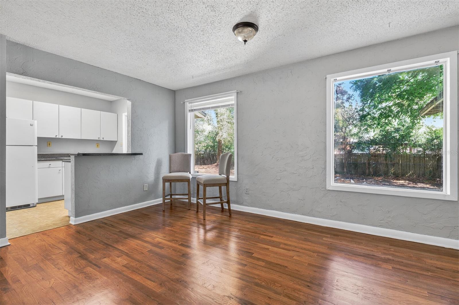 Image 6 of 24 For 914 11th Avenue