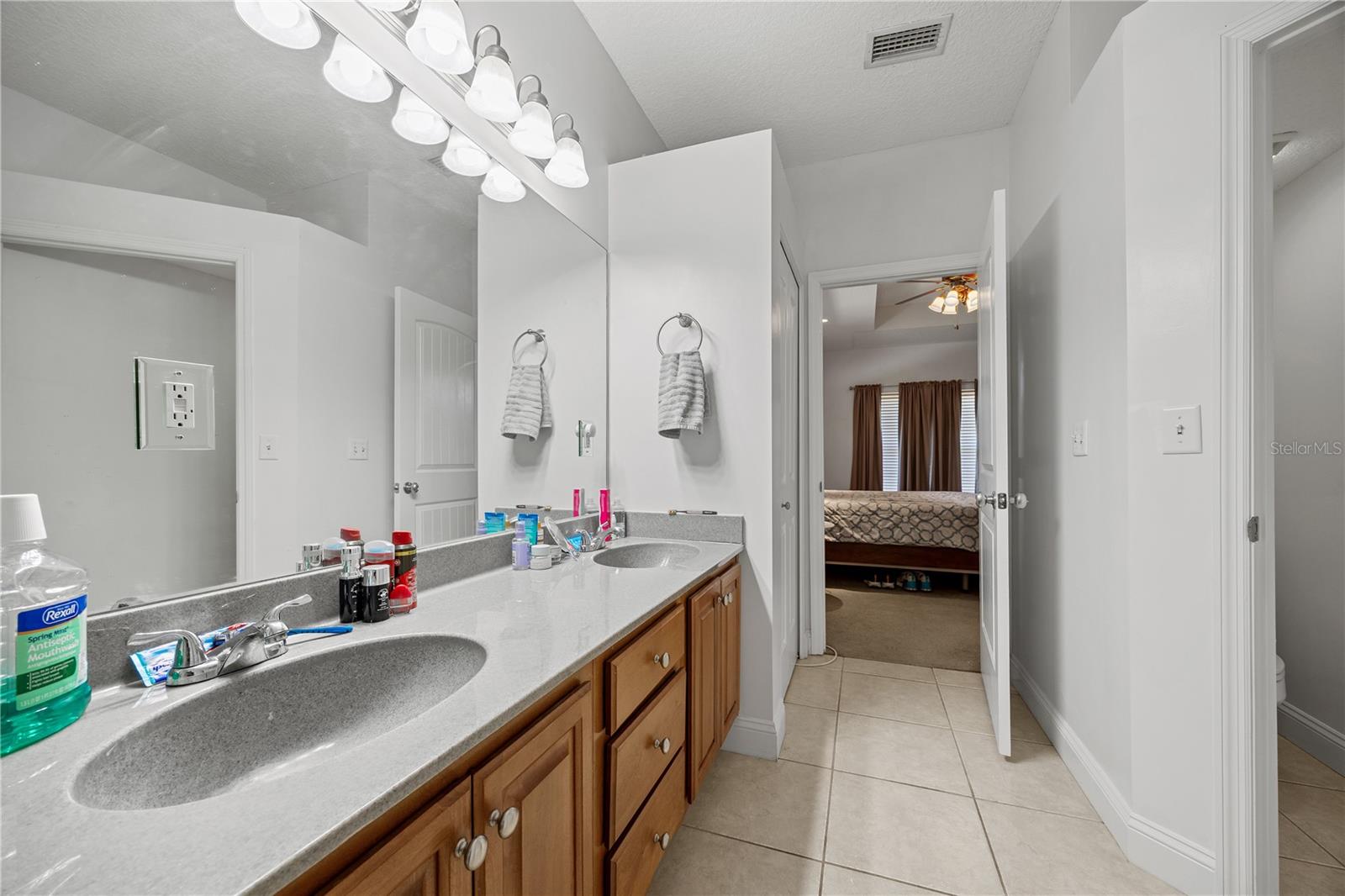 Image 17 of 37 For 9312 152nd Court