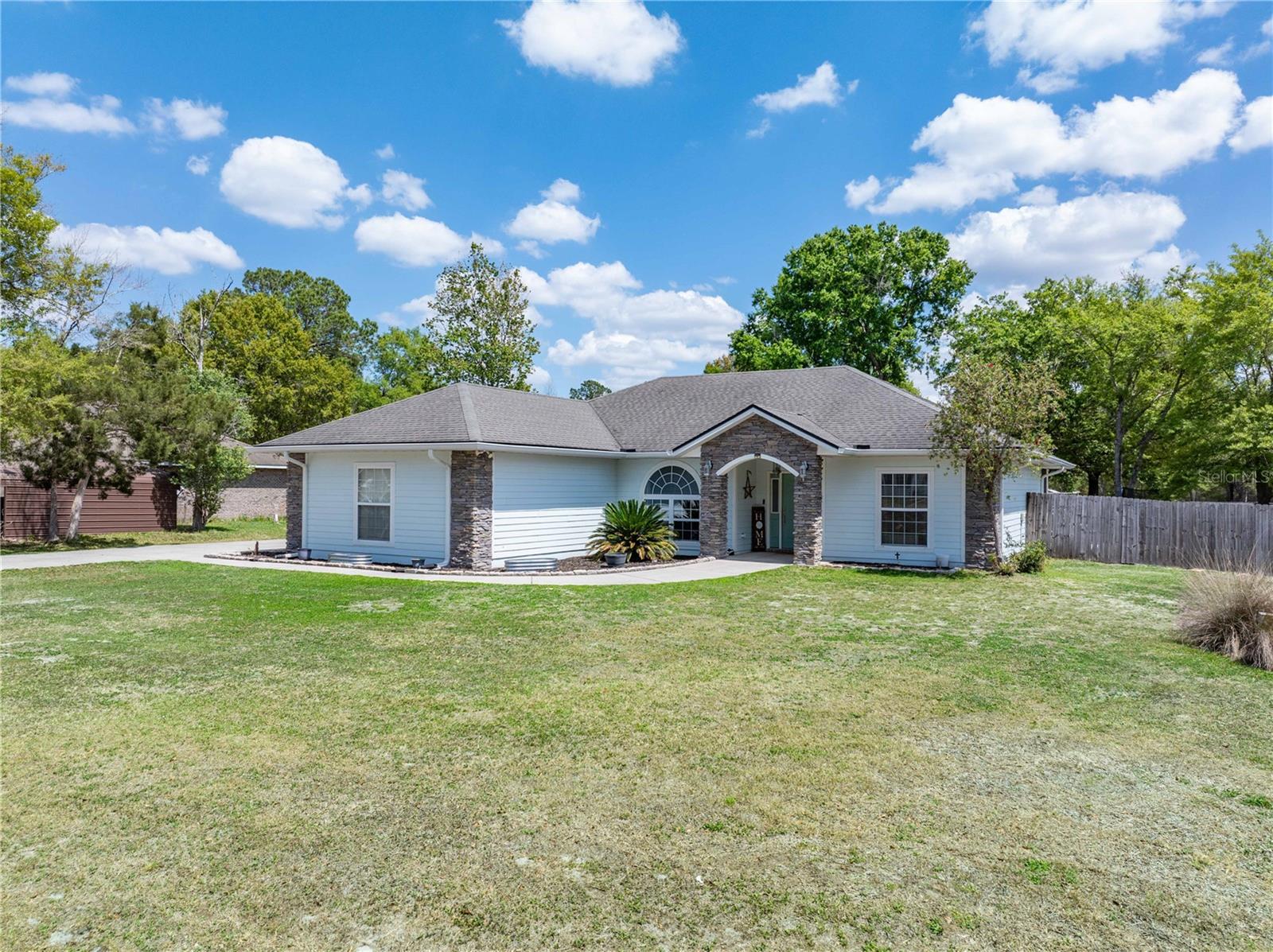 Image 4 of 37 For 9312 152nd Court