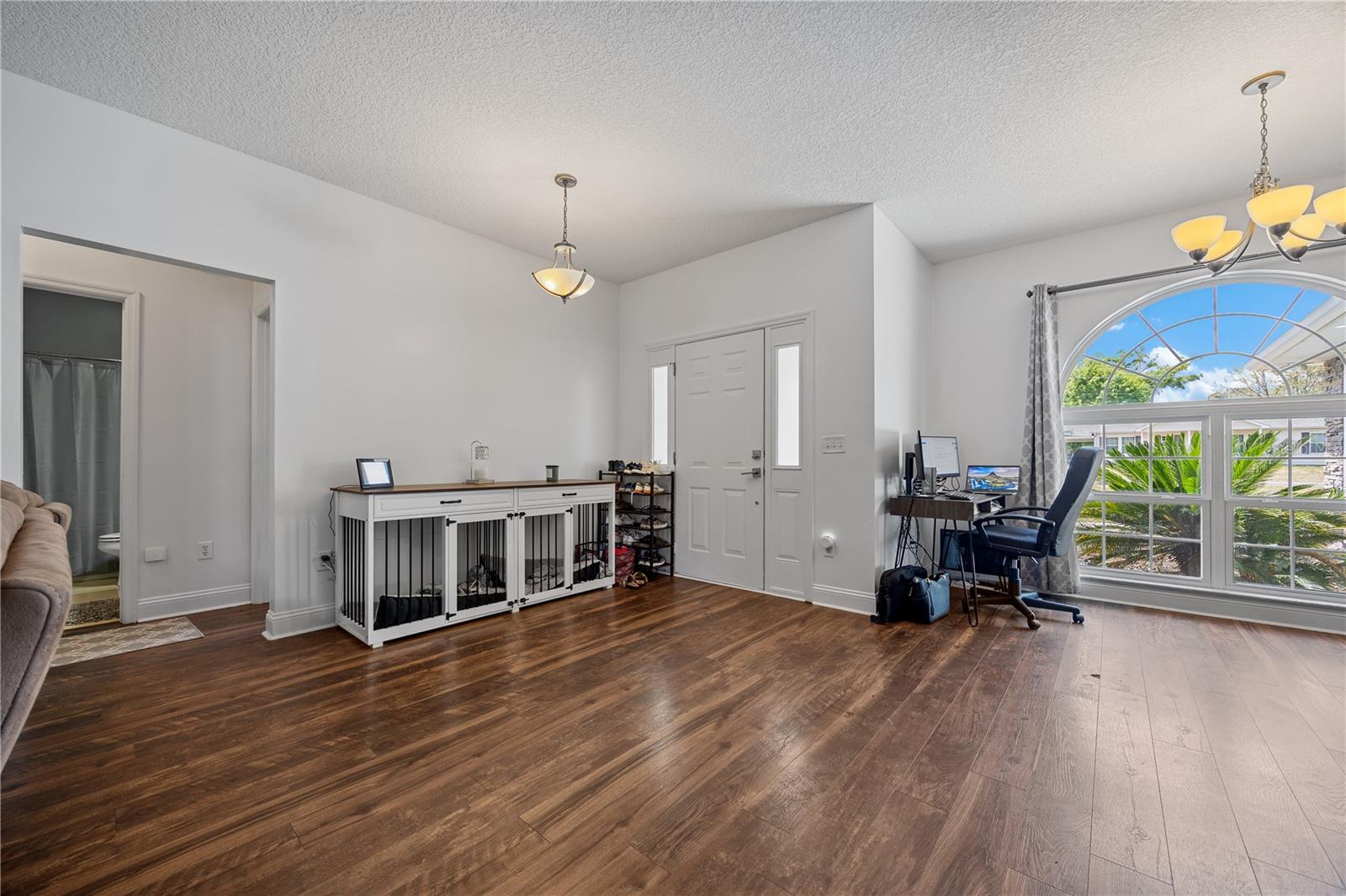 Image 5 of 37 For 9312 152nd Court