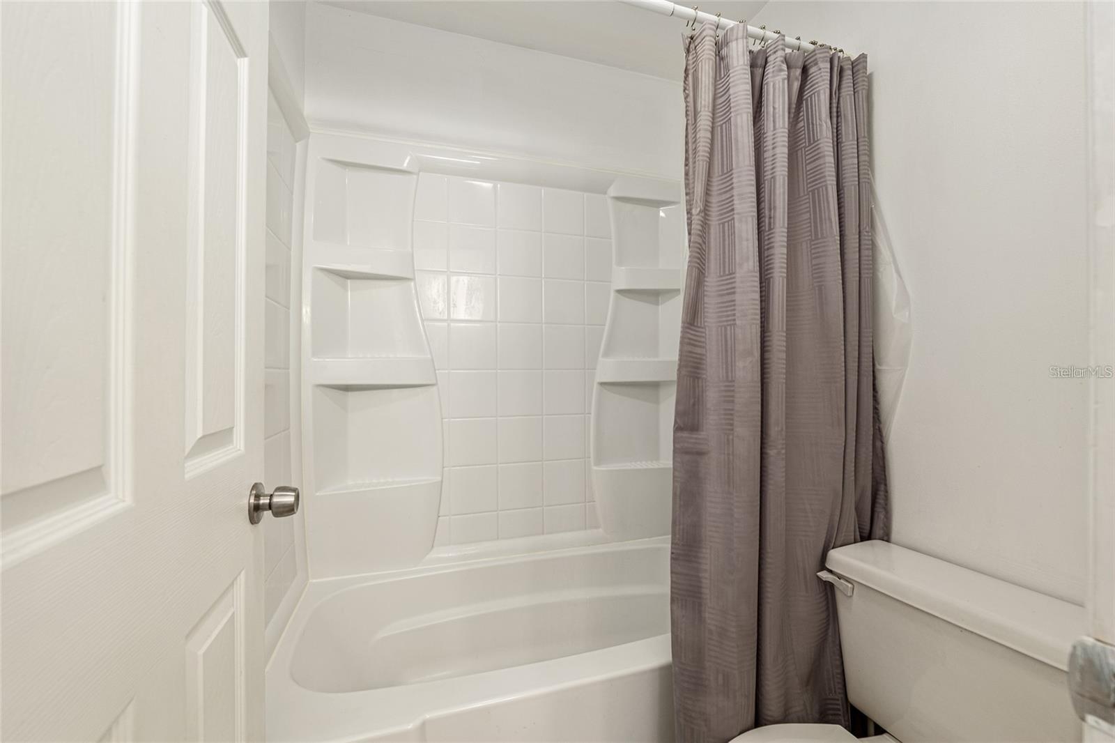 Image 23 of 30 For 2601 Archer Road G 128