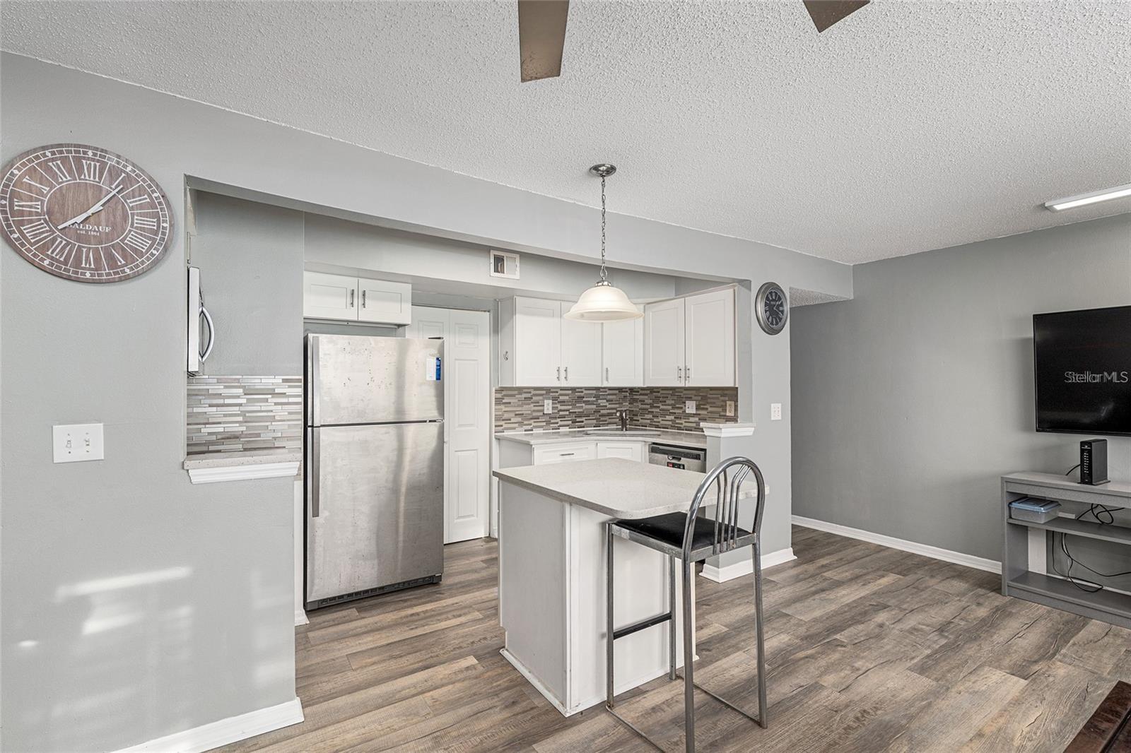 Image 8 of 30 For 2601 Archer Road G 128