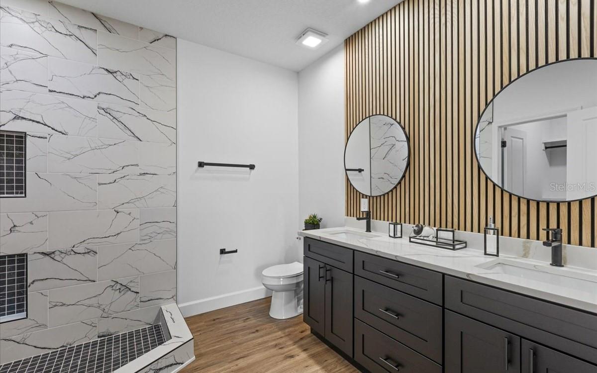 Image 13 of 34 For 9465 169th Road