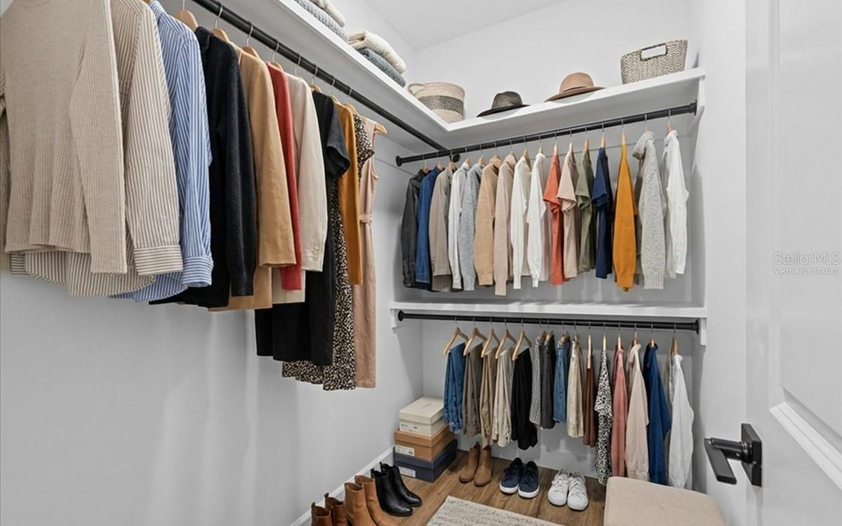 Image 17 of 34 For 9465 169th Road