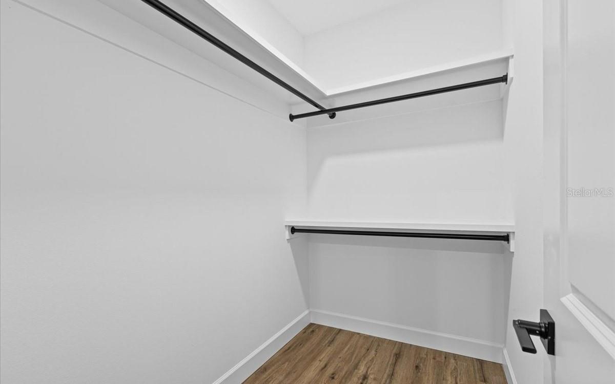 Image 18 of 34 For 9465 169th Road