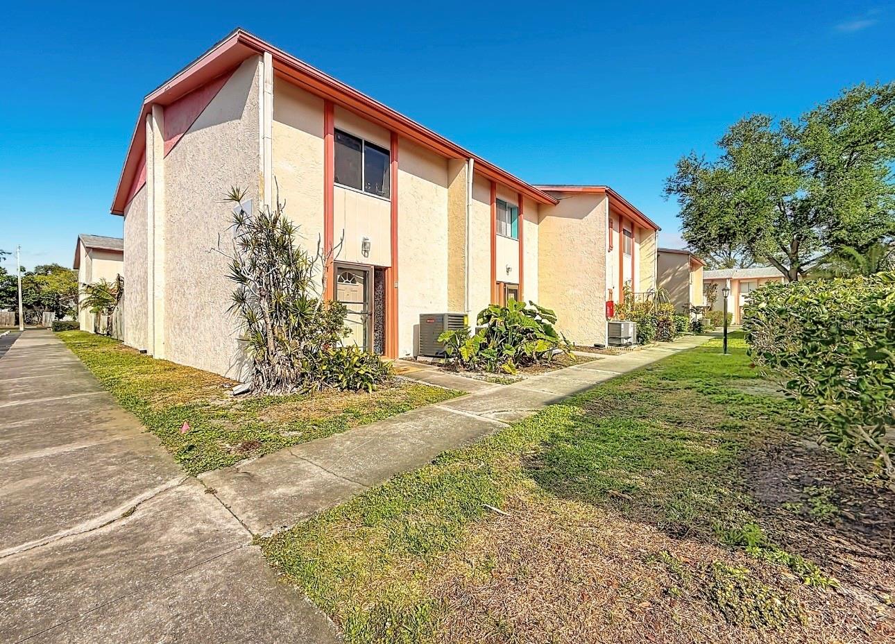 Image 2 of 21 For 1655 58th Terrace S 3