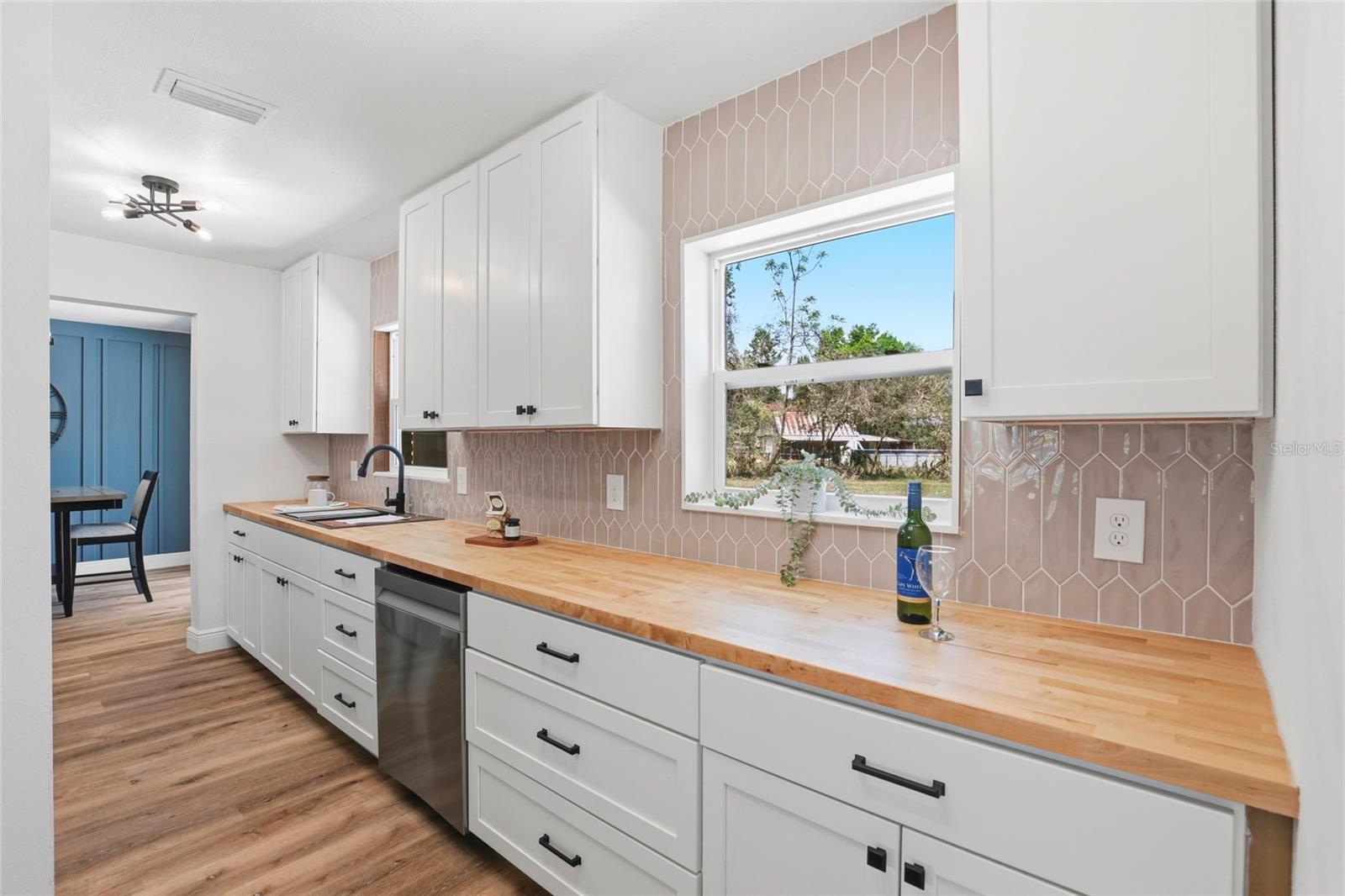 Image 11 of 44 For 980 105th Street