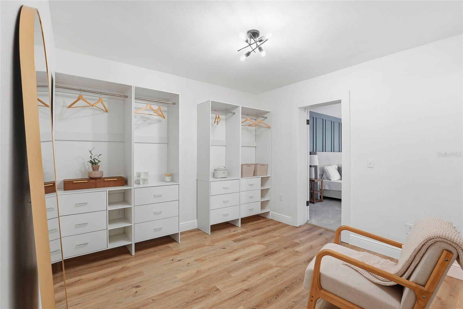 Image 18 of 44 For 980 105th Street