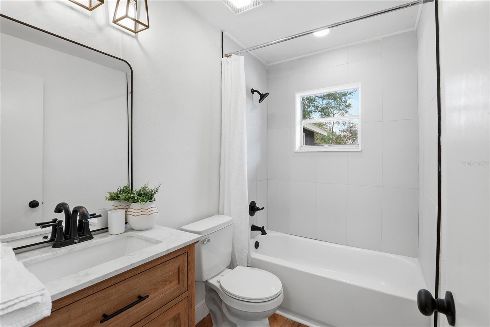 Image 24 of 44 For 980 105th Street