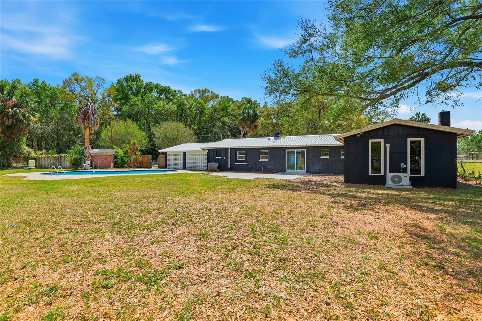 Image 30 of 44 For 980 105th Street