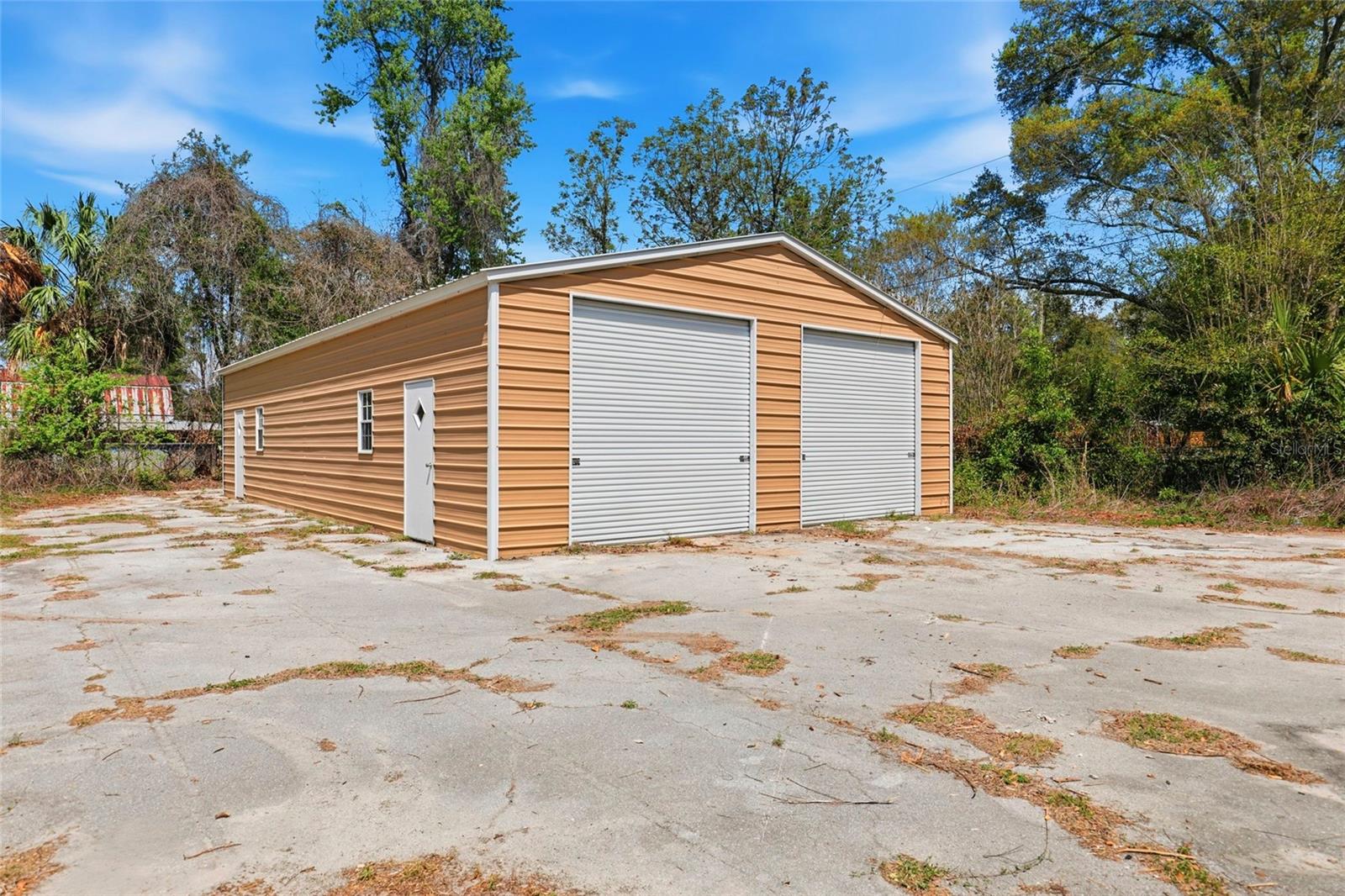 Image 32 of 44 For 980 105th Street