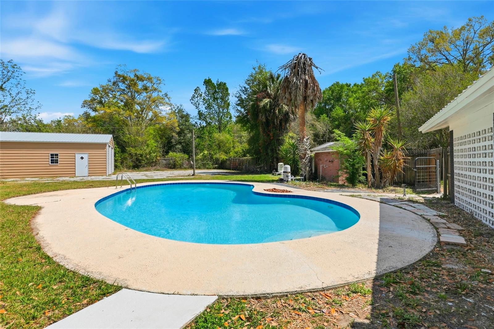 Image 34 of 44 For 980 105th Street