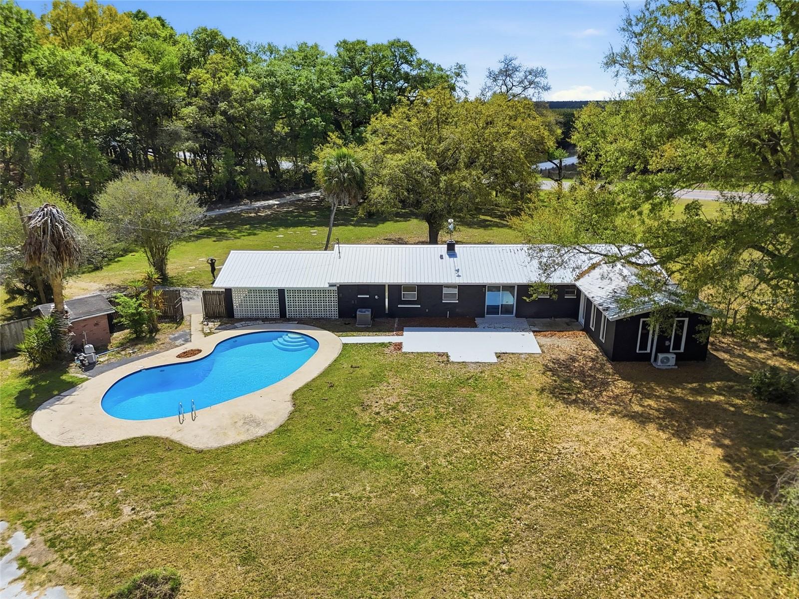 Image 38 of 44 For 980 105th Street