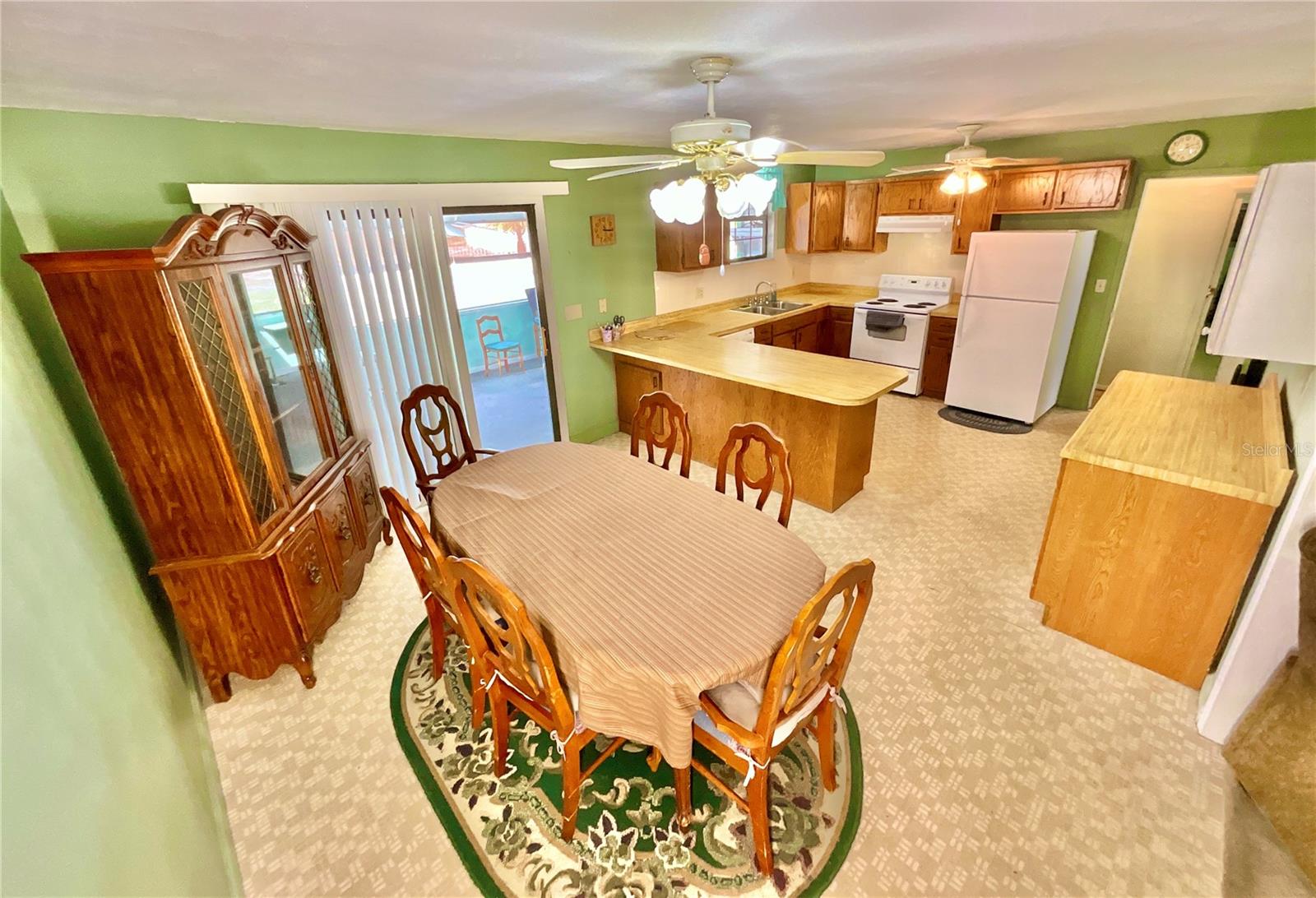 Image 18 of 51 For 2569 50th Street