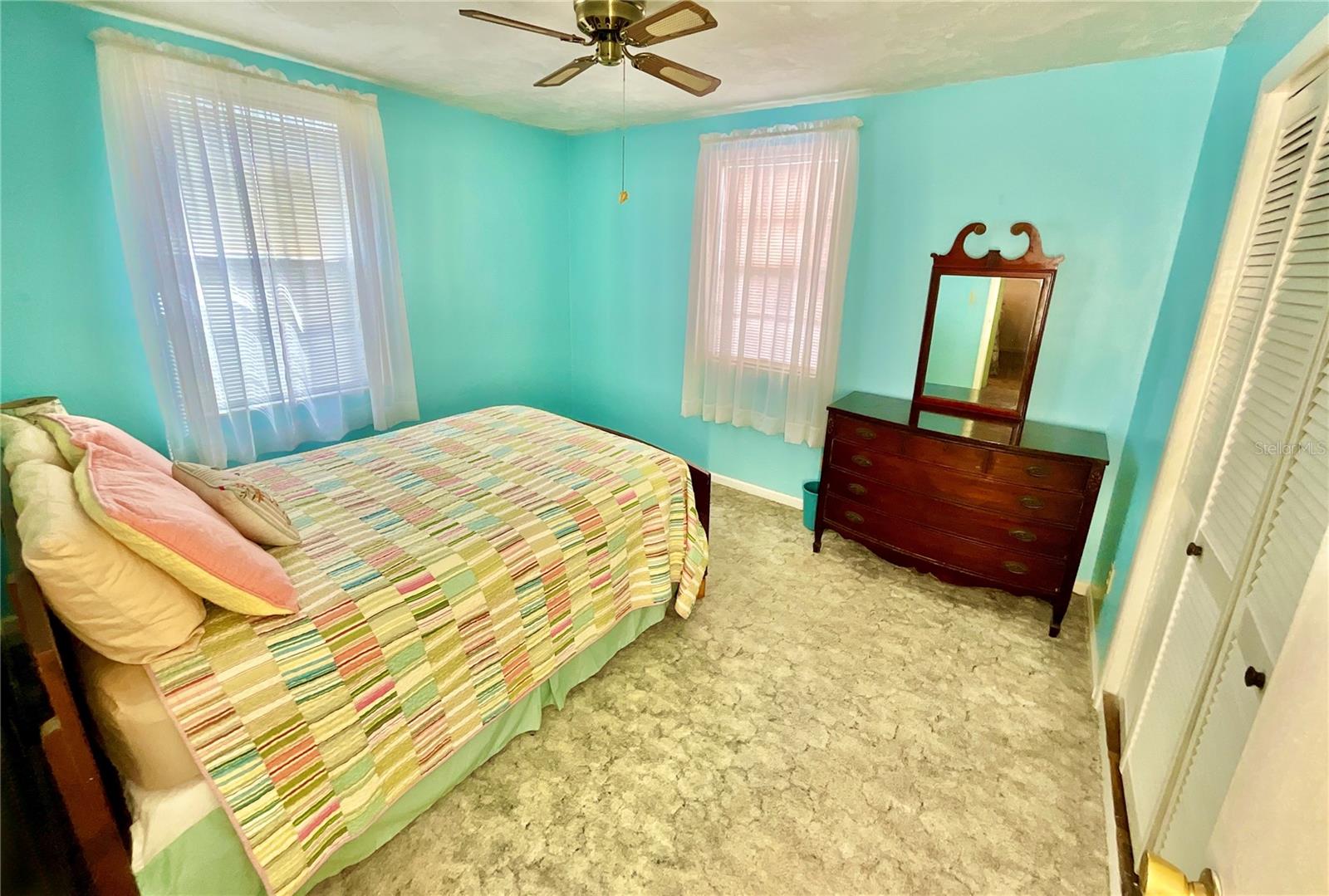 Image 27 of 51 For 2569 50th Street