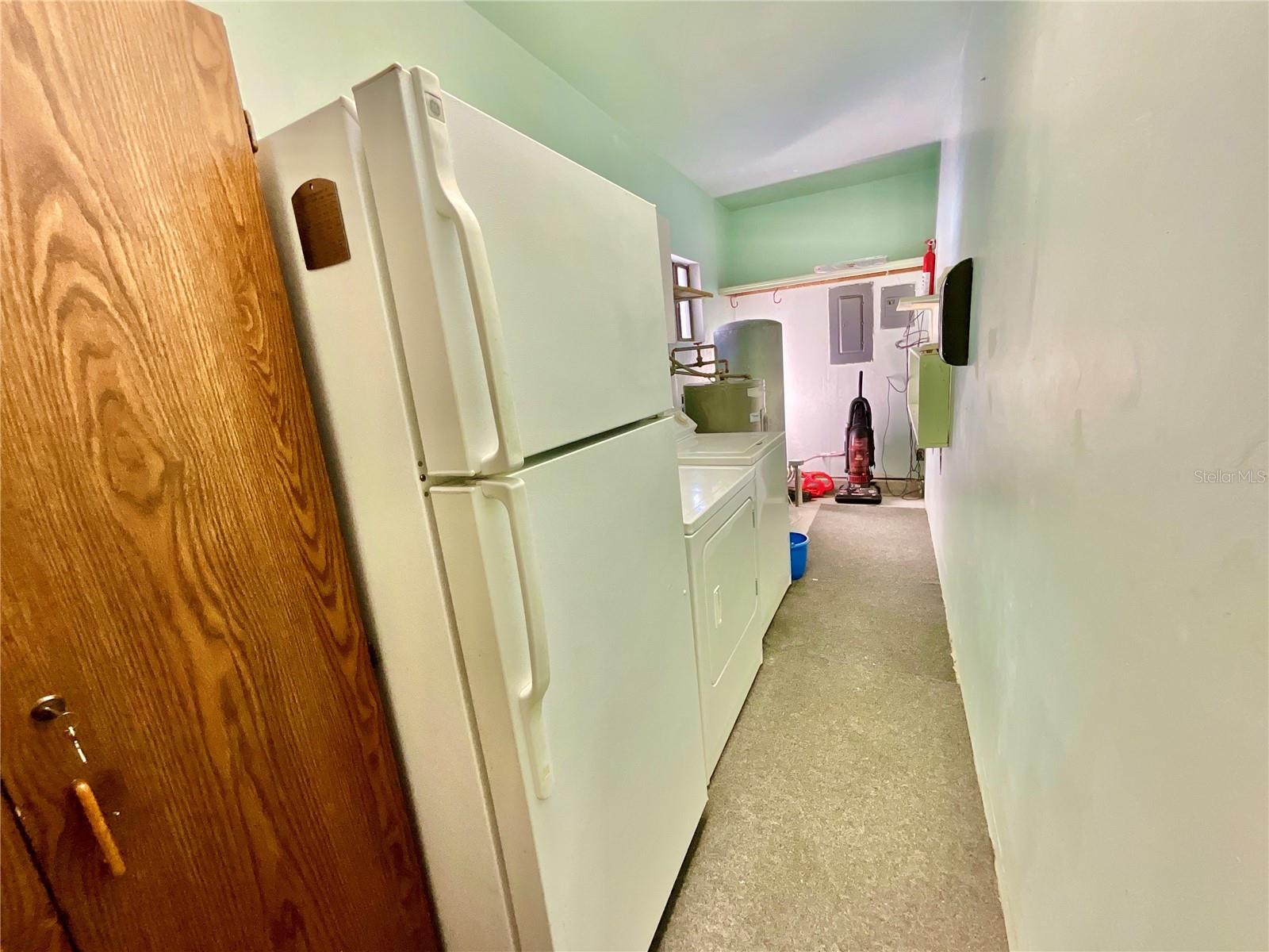 Image 31 of 51 For 2569 50th Street