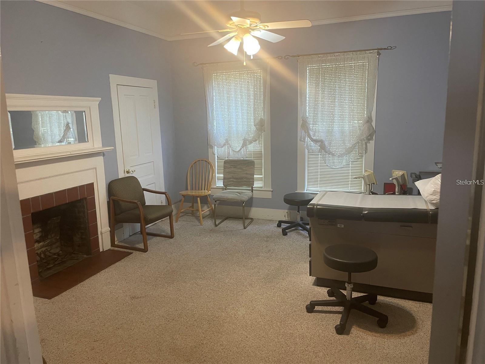 Image 9 of 16 For 14819 140 Street