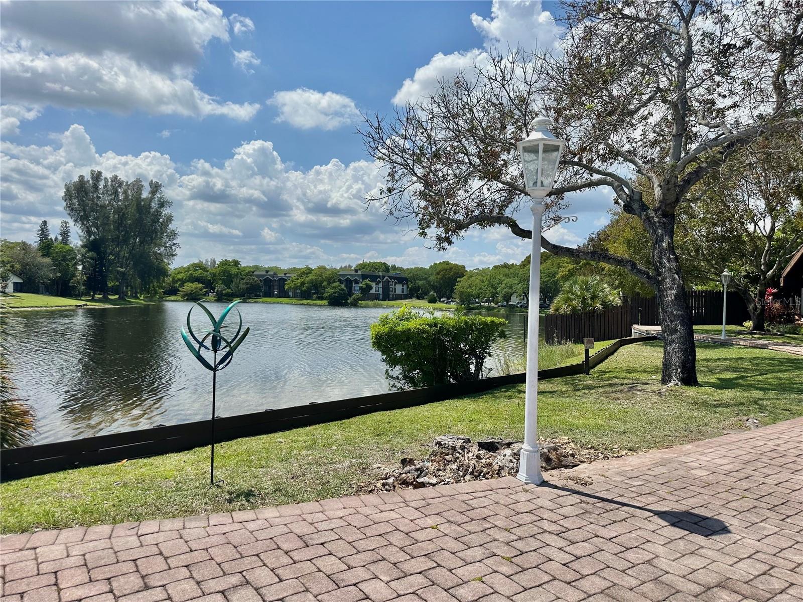 Image 15 of 20 For 3760 Inverrary Drive 2m