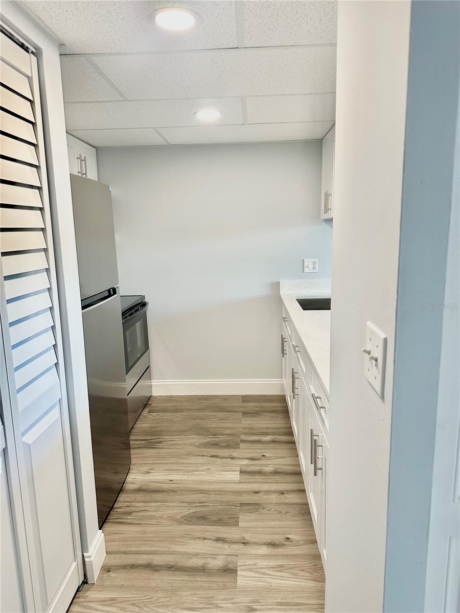 Image 9 of 20 For 3760 Inverrary Drive 2m