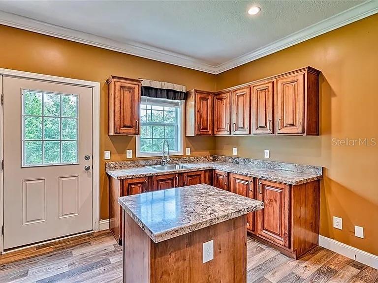 Image 10 of 13 For 10531 93rd Lane