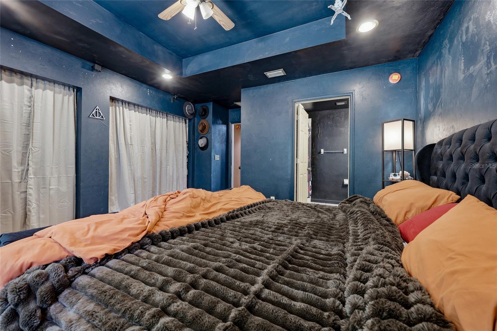 Image 14 of 31 For 347 Ashley Street