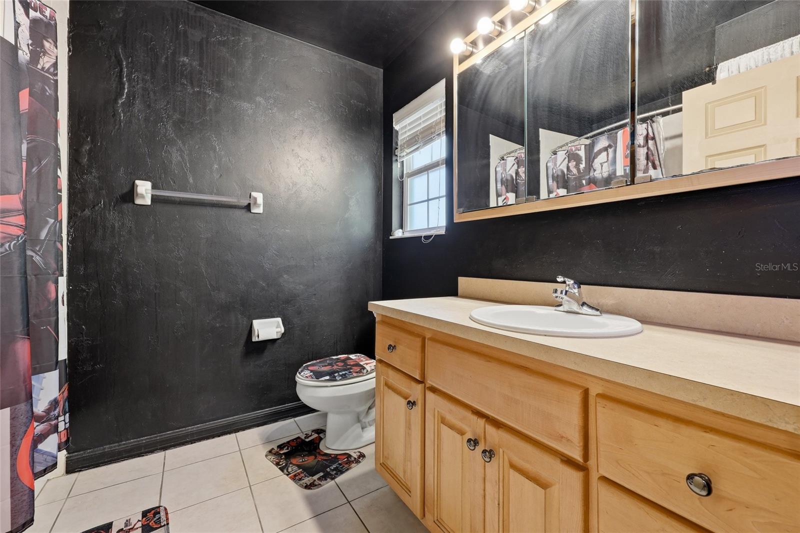 Image 15 of 31 For 347 Ashley Street