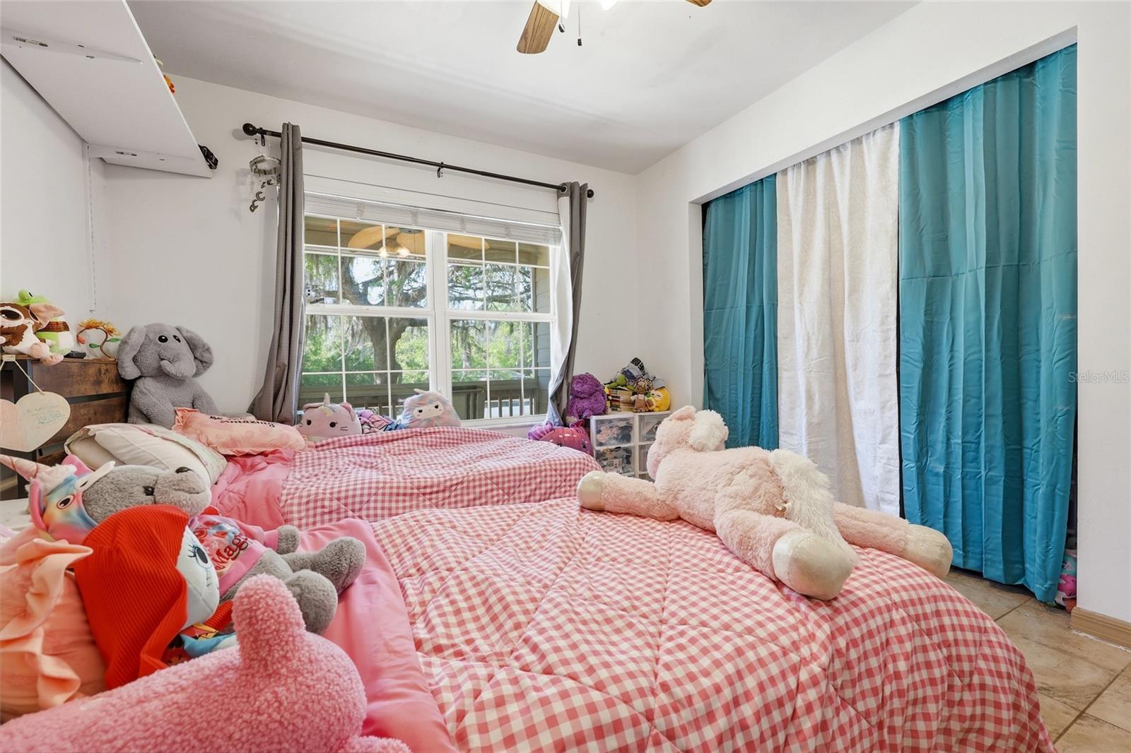 Image 16 of 31 For 347 Ashley Street