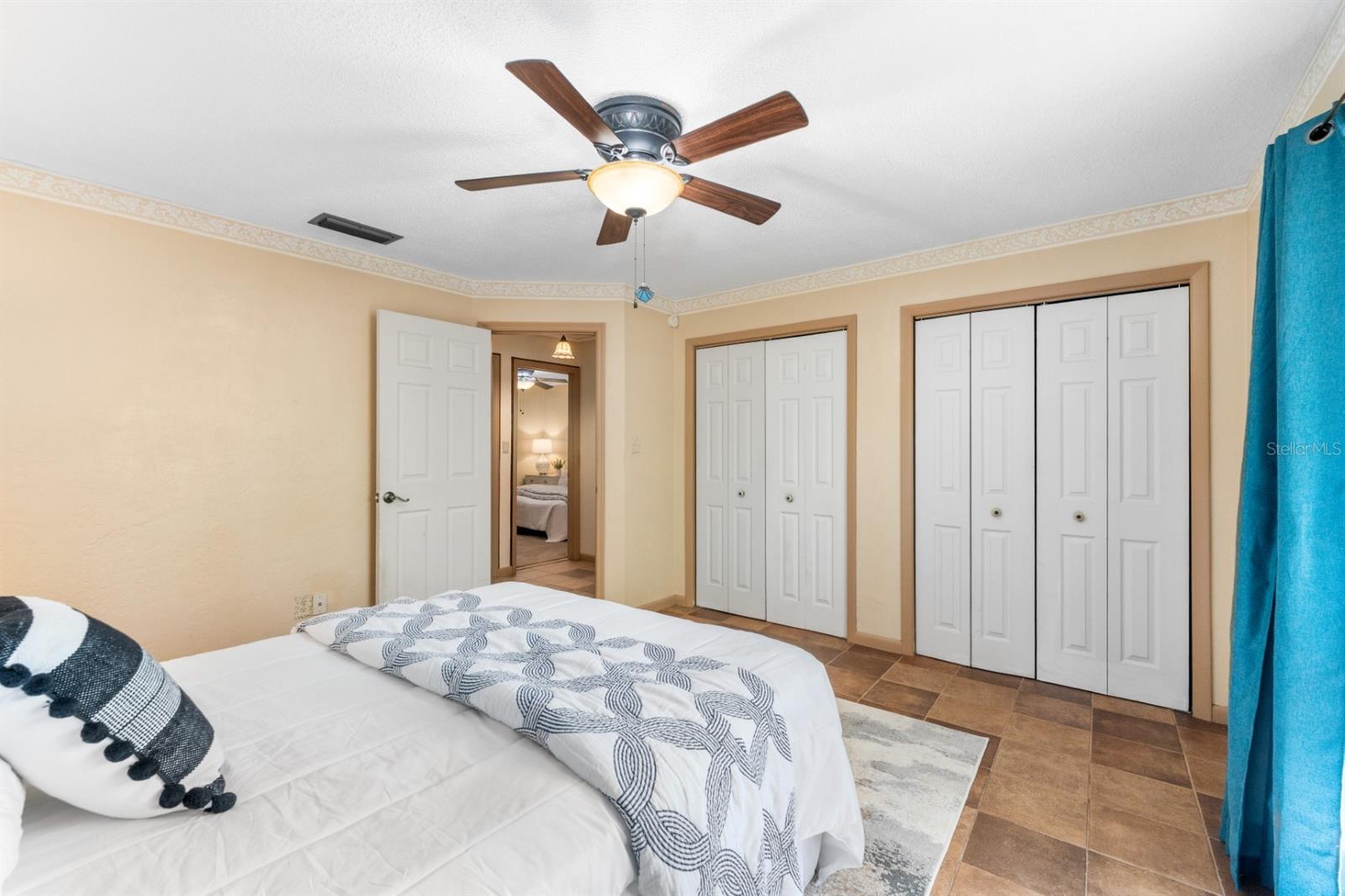 Image 13 of 48 For 8118 1st Place