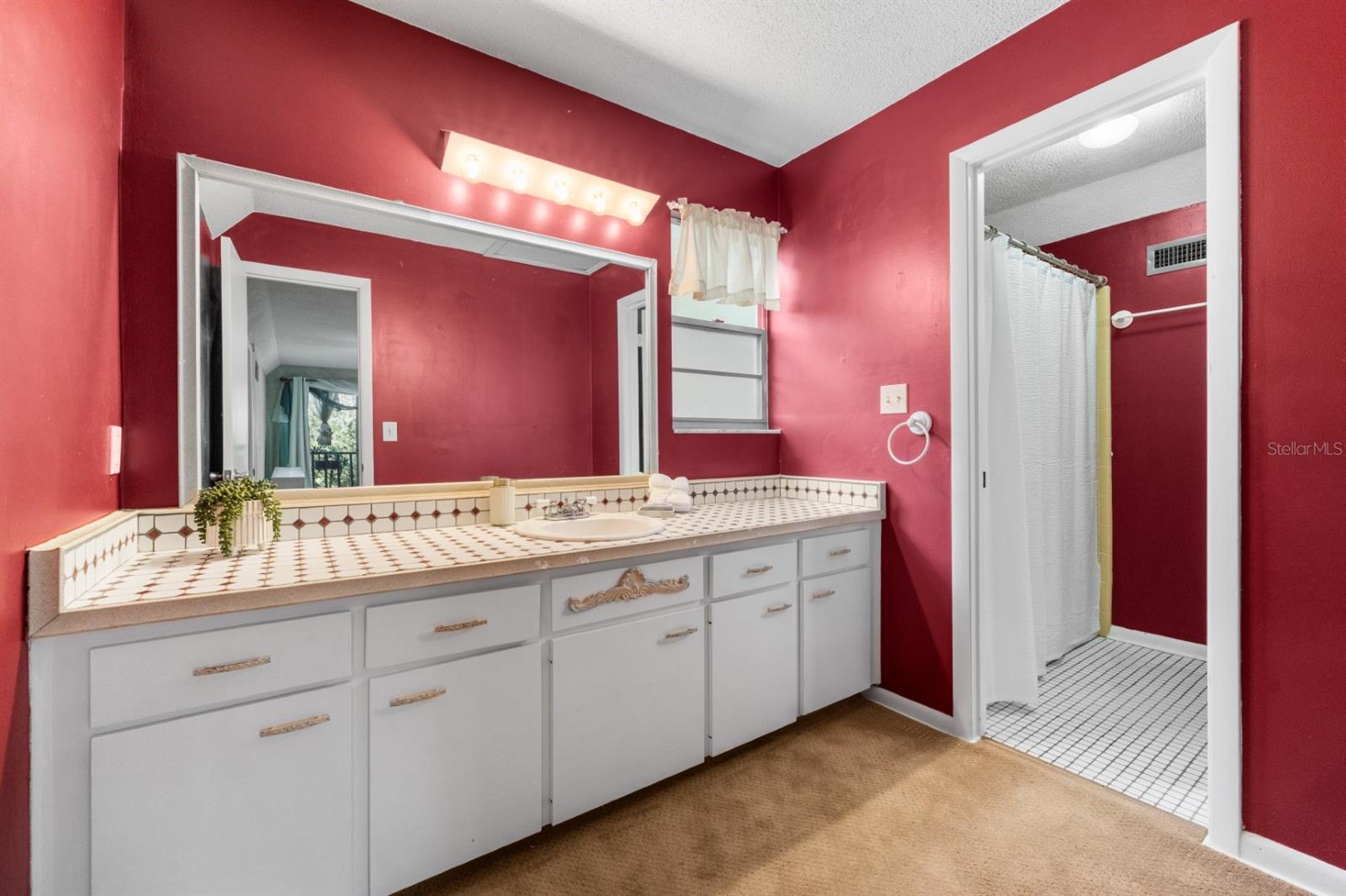 Image 21 of 48 For 8118 1st Place