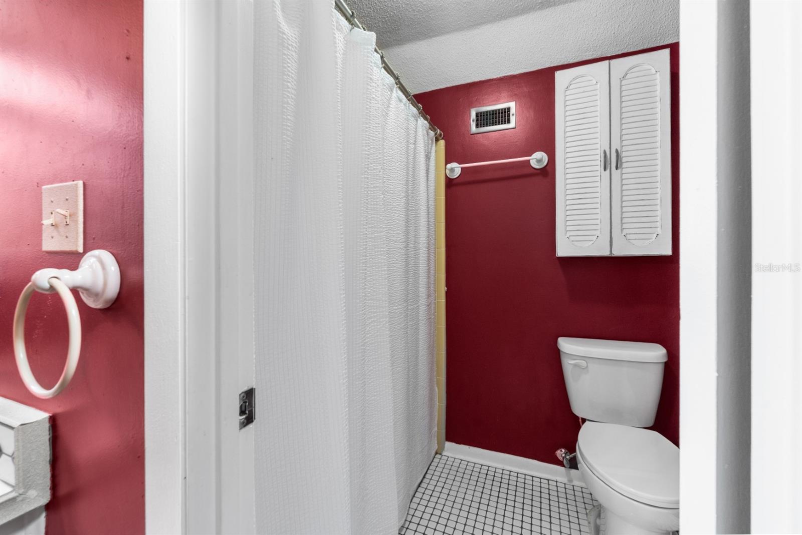 Image 22 of 48 For 8118 1st Place