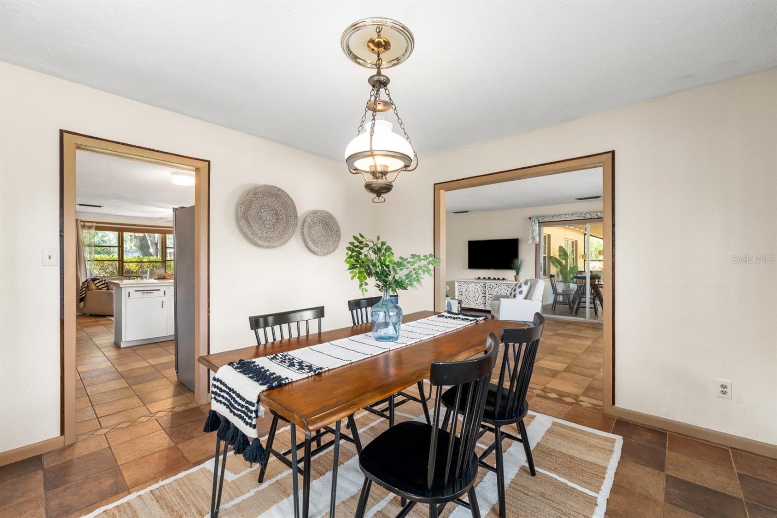 Image 28 of 48 For 8118 1st Place