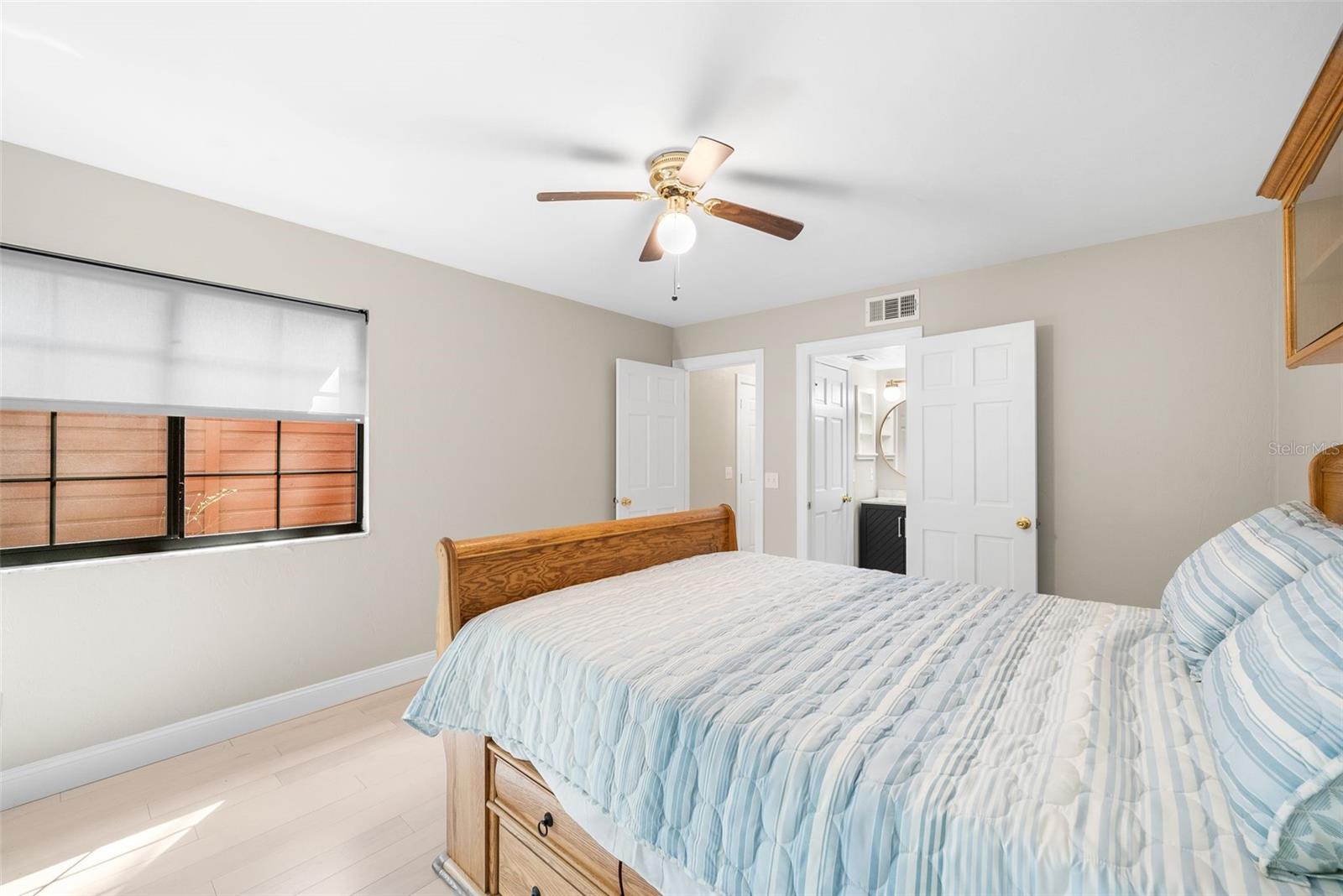 Image 12 of 29 For 900 62nd Boulevard H43