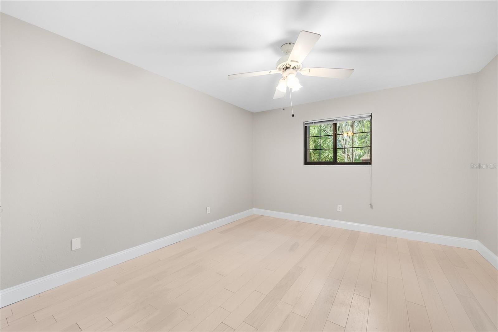 Image 18 of 29 For 900 62nd Boulevard H43