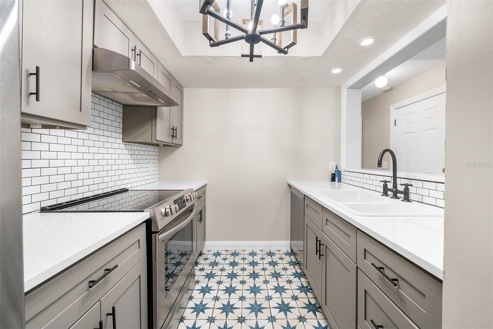 Image 8 of 29 For 900 62nd Boulevard H43