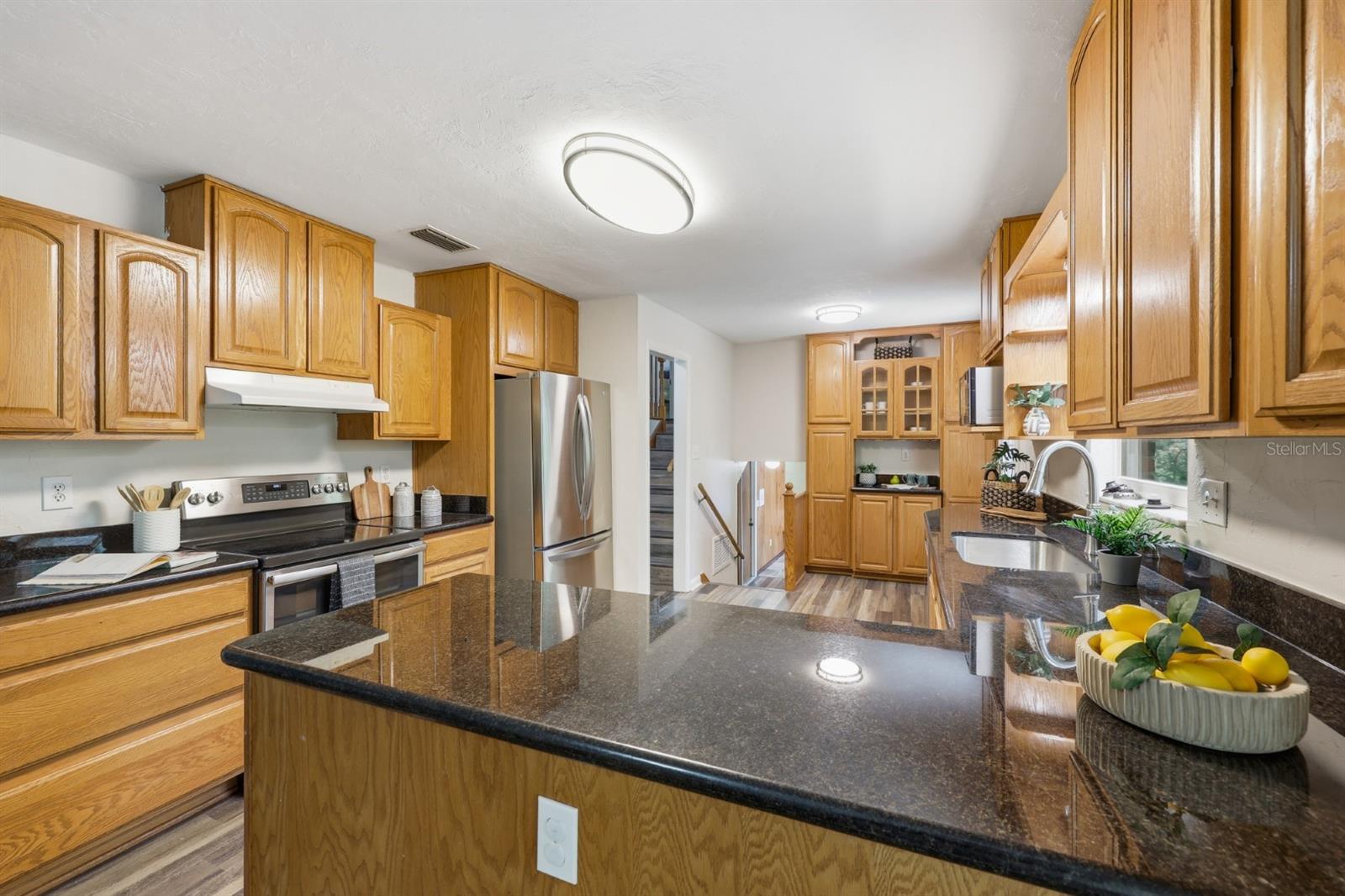 Image 12 of 42 For 9235 11th Place