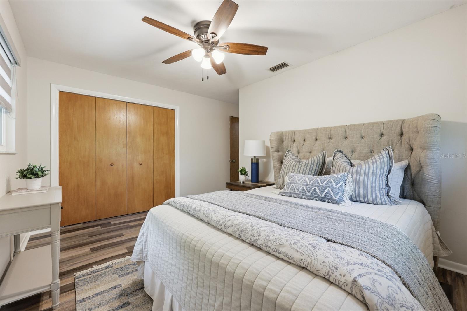 Image 21 of 42 For 9235 11th Place