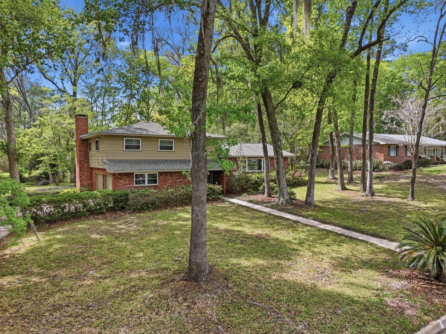 Image 34 of 42 For 9235 11th Place