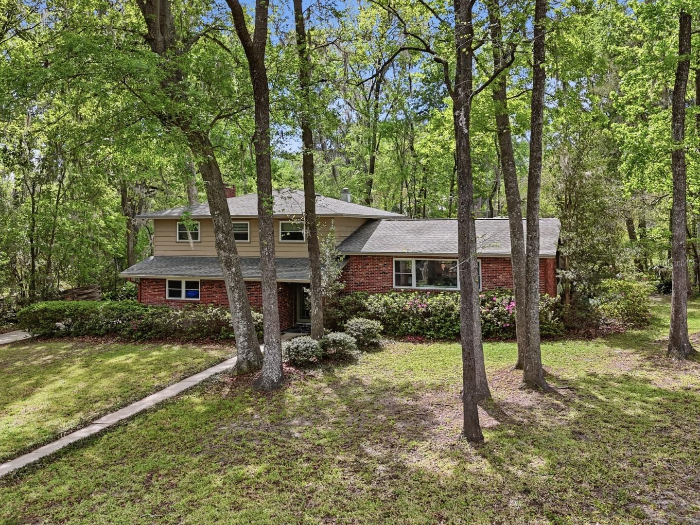 Image 38 of 42 For 9235 11th Place