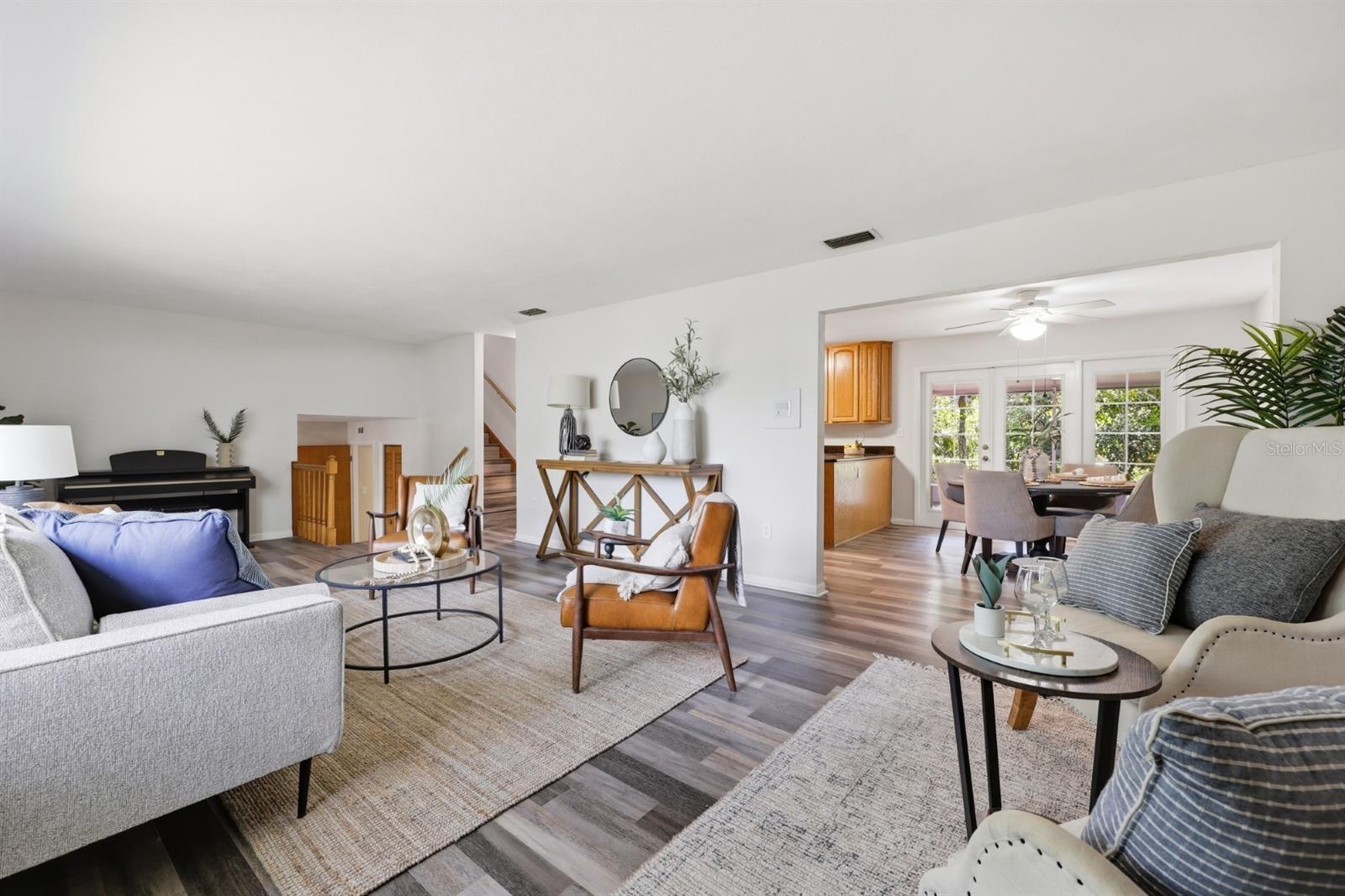 Image 6 of 42 For 9235 11th Place