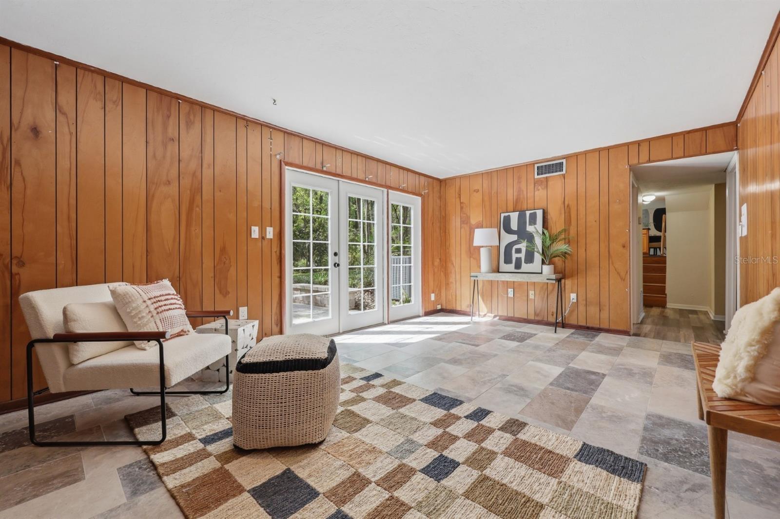 Image 9 of 42 For 9235 11th Place