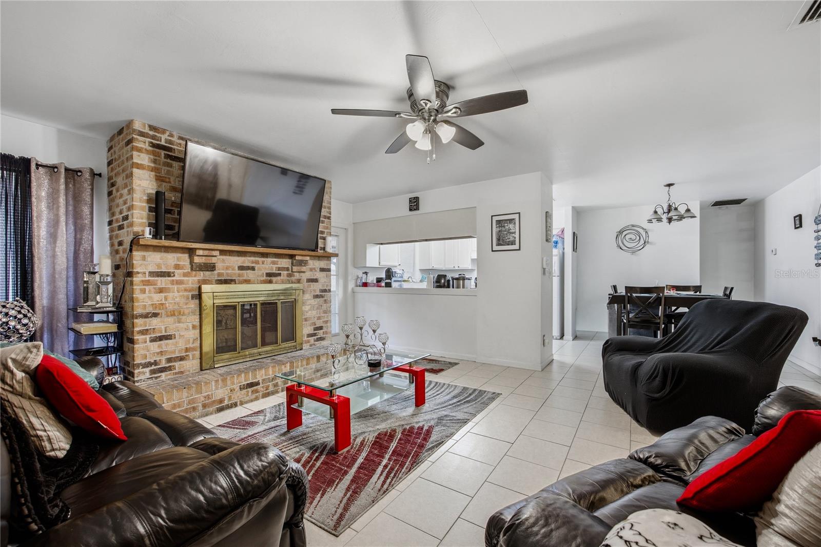 Image 5 of 25 For 7212 18th Place