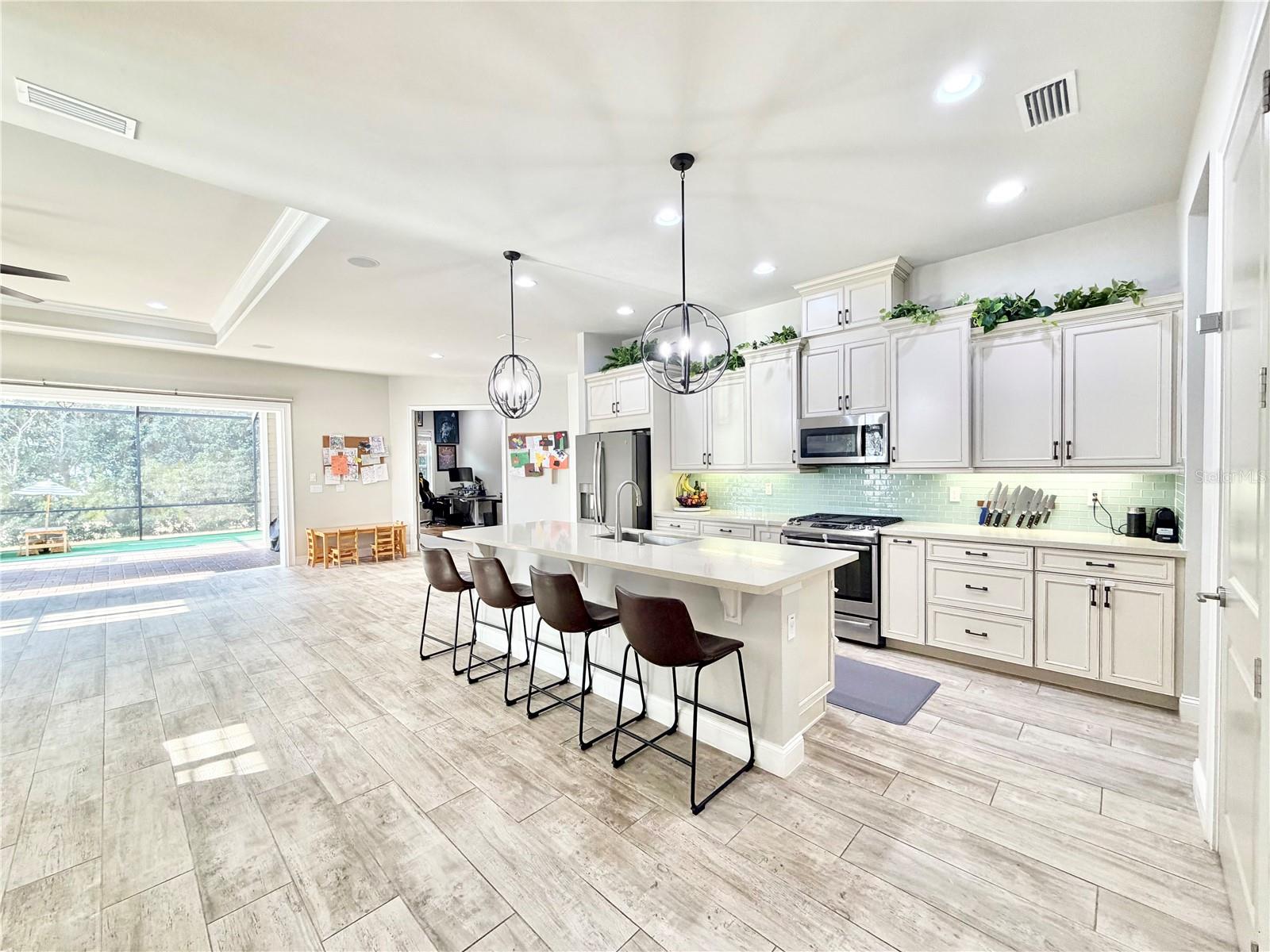 Image 5 of 78 For 11931 32nd Lane