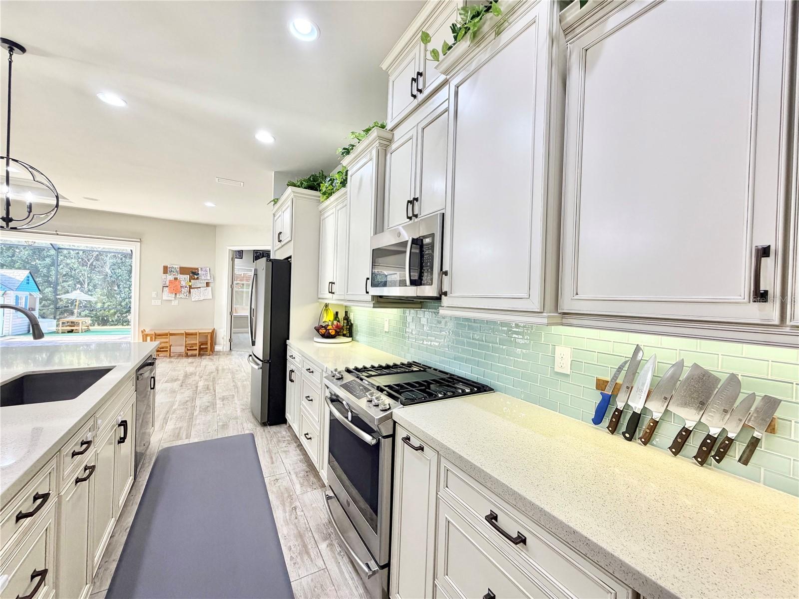 Image 7 of 78 For 11931 32nd Lane