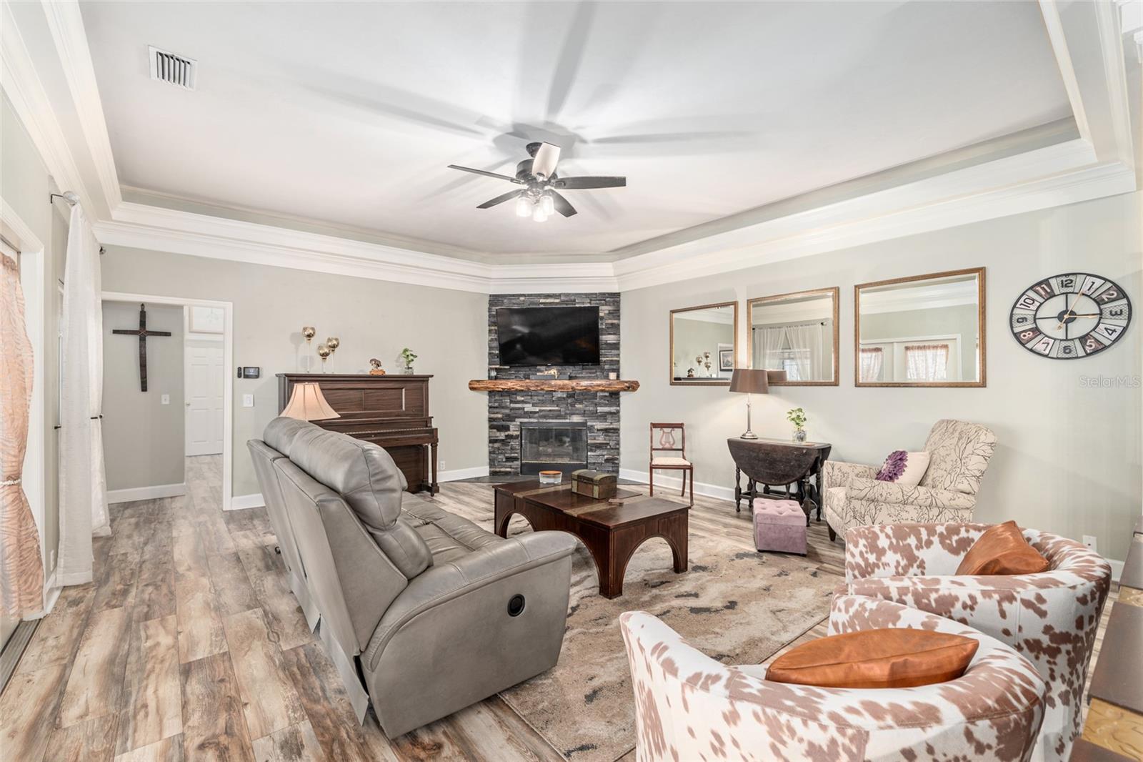 Image 10 of 73 For 91 48th Boulevard 13