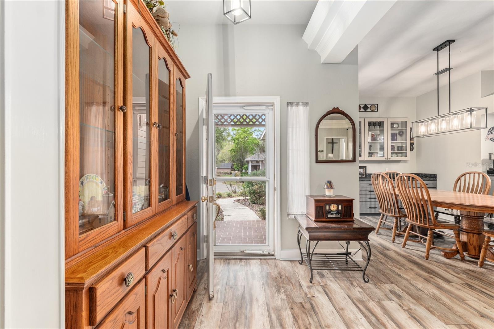 Image 3 of 73 For 91 48th Boulevard 13