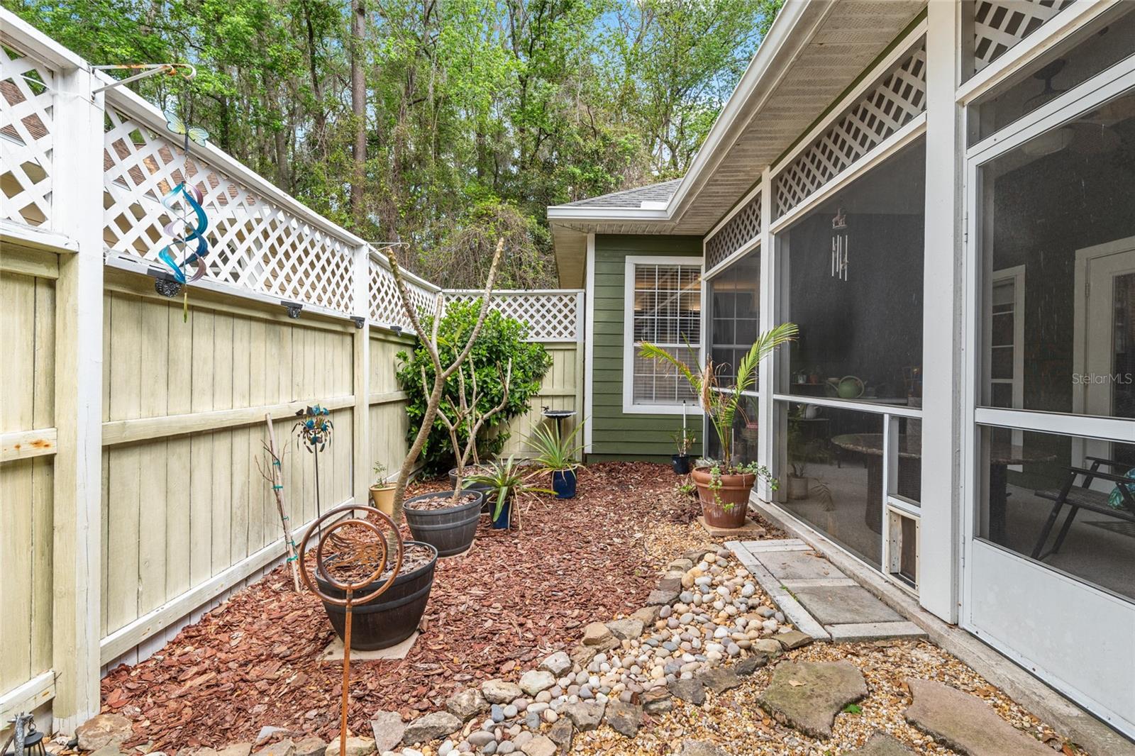 Image 45 of 73 For 91 48th Boulevard 13