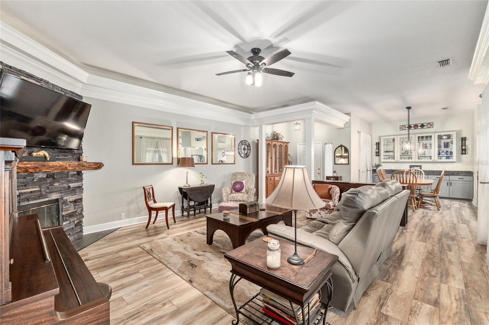 Image 7 of 73 For 91 48th Boulevard 13