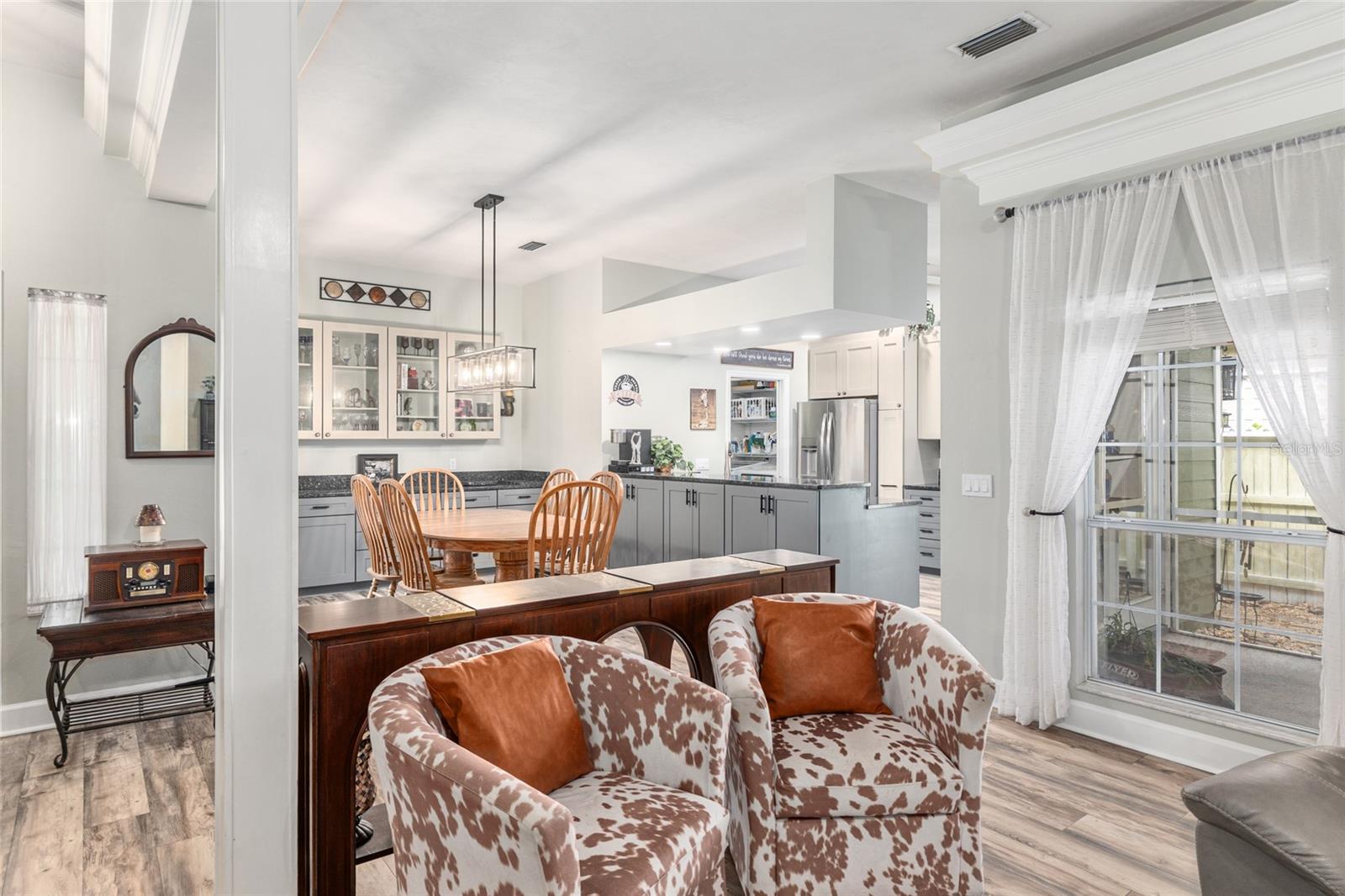 Image 9 of 73 For 91 48th Boulevard 13