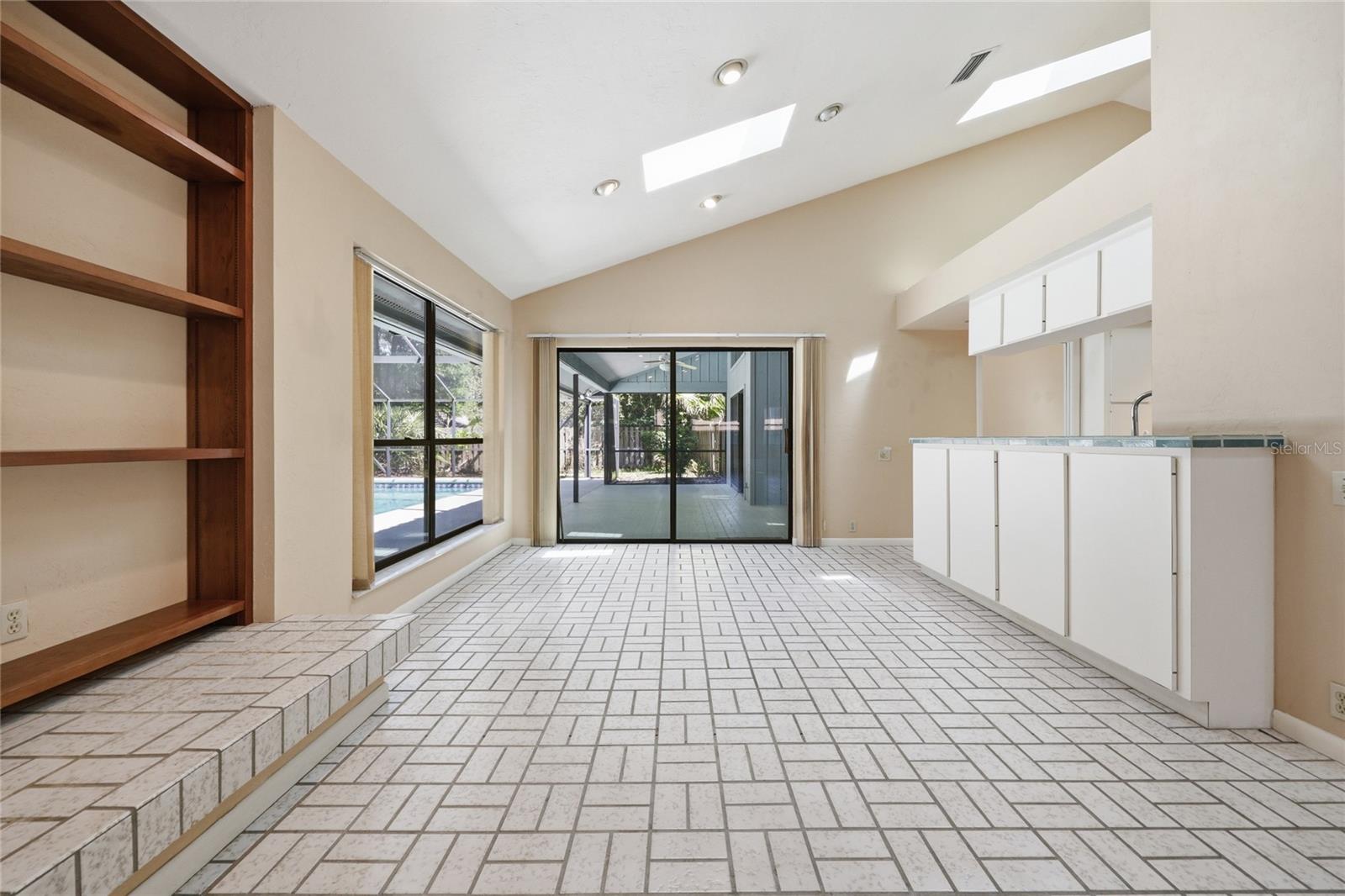 Image 17 of 73 For 2408 14th Place