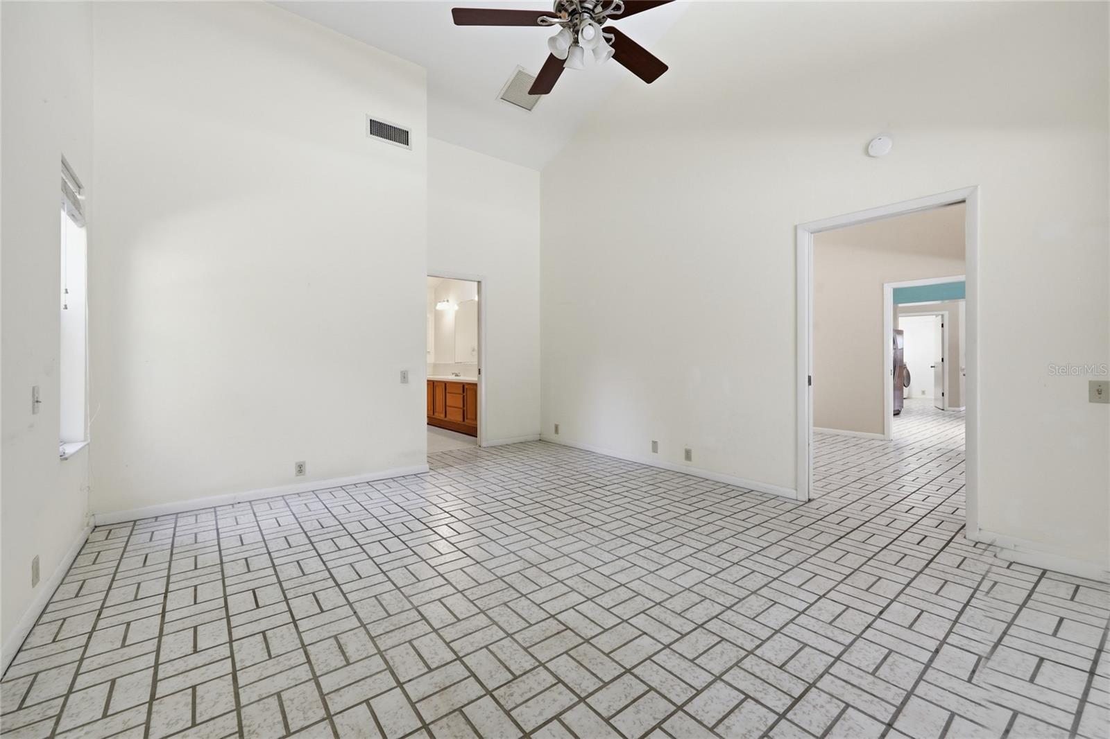 Image 28 of 73 For 2408 14th Place